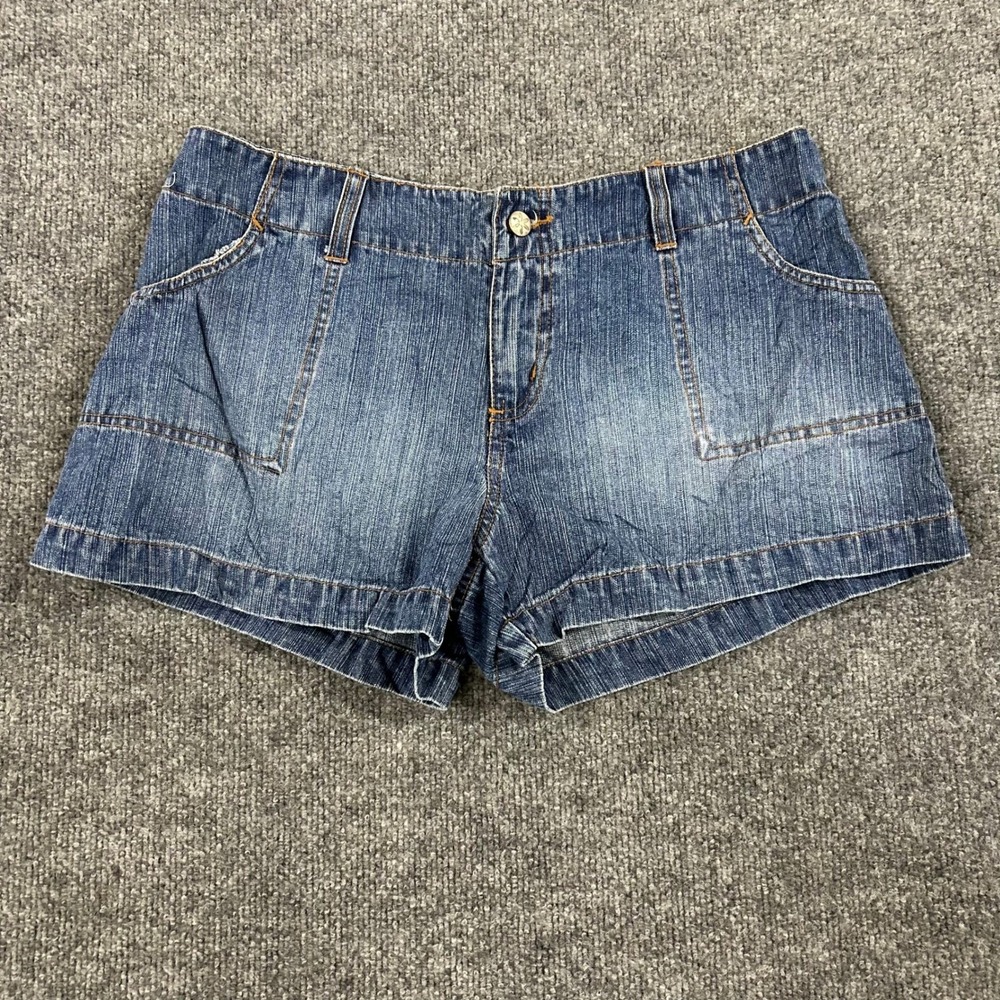 SO Denim Shorts Womens Size 11 Blue Cotton Patch Pocket Casual Y2K Summer
